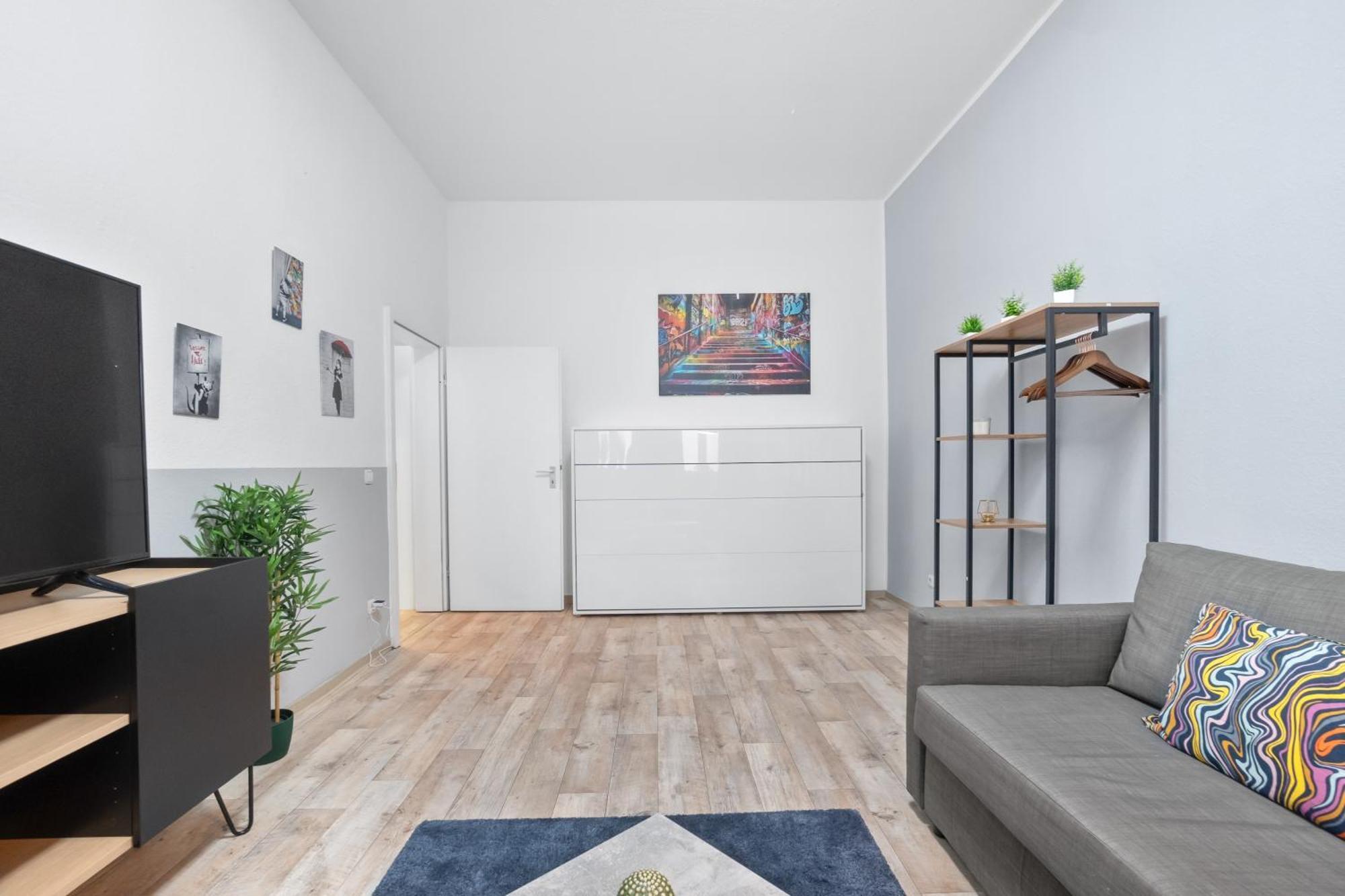 Tolles Design, Hochwertig, Vollausstattung, 3 Zimmer, Grosses Bad & Gaeste-Wc, Grosse Kueche, 3 X Smart Tv, 11 Min Zum Hbf Duisburgo Esterno foto